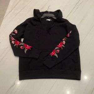 American Eagle hoodie w/ V-neck